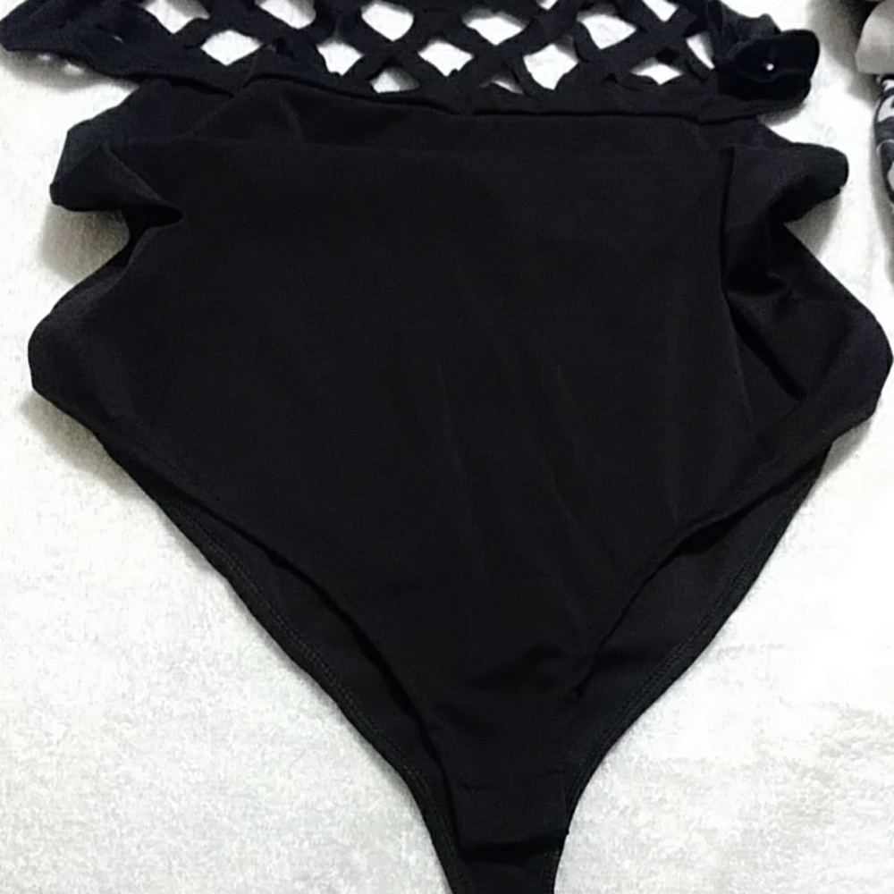 Blouse - Picture 2 of 2